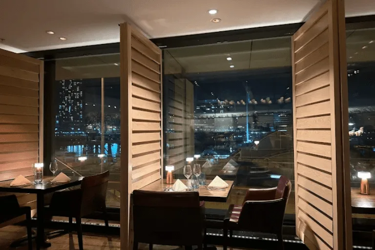 Sailmaker at Hyatt Regency